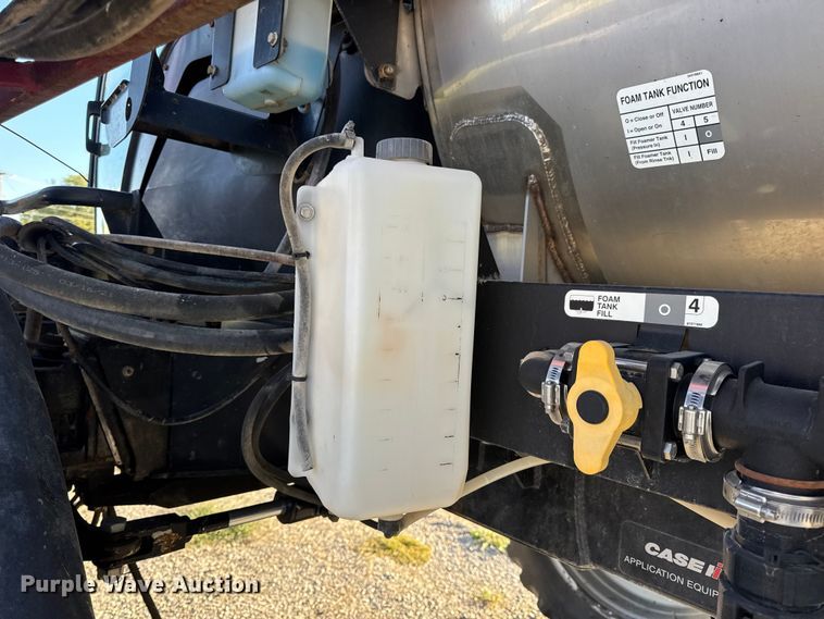 image for item DO2302 2013 Case Patriot 3330 sprayer