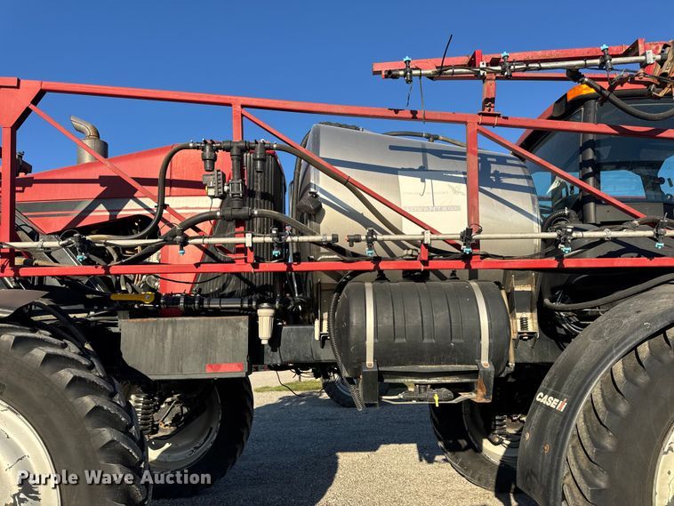 image for item DO2302 2013 Case Patriot 3330 sprayer