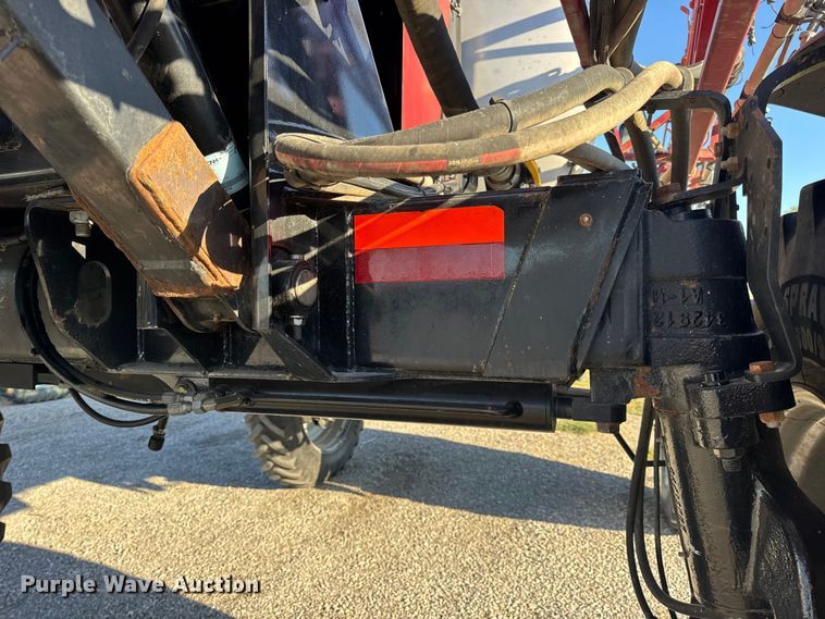 image for item DO2302 2013 Case Patriot 3330 sprayer