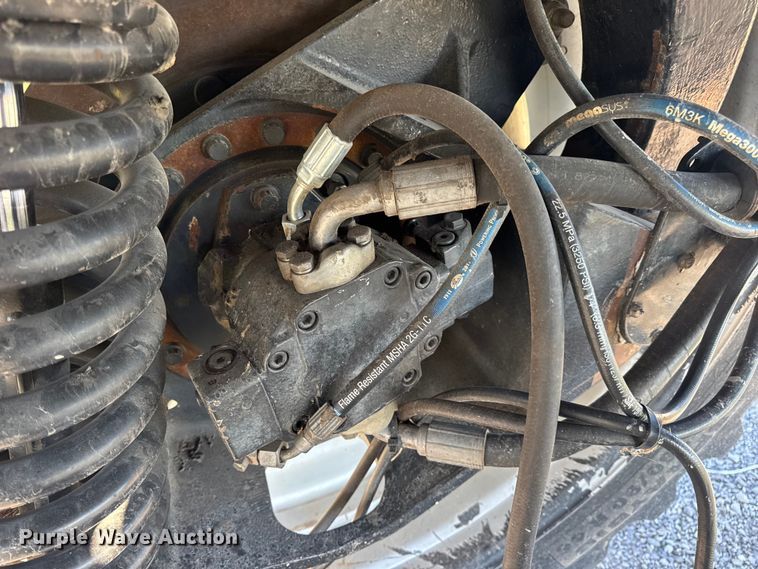 image for item DO2302 2013 Case Patriot 3330 sprayer