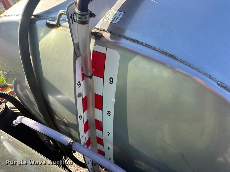 image for item DO2302 2013 Case Patriot 3330 sprayer