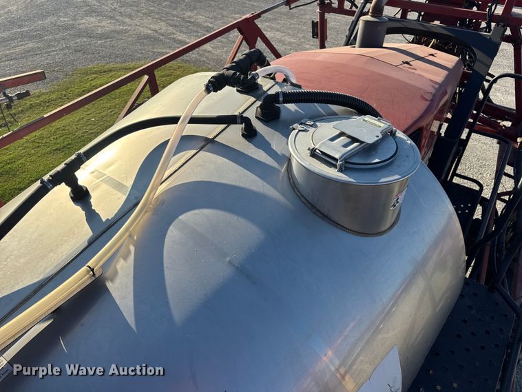 image for item DO2302 2013 Case Patriot 3330 sprayer