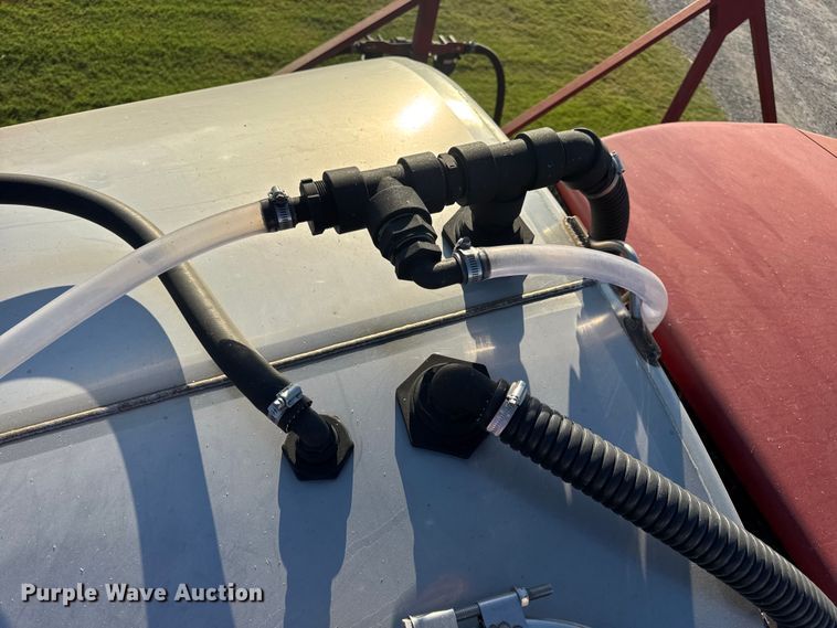 image for item DO2302 2013 Case Patriot 3330 sprayer