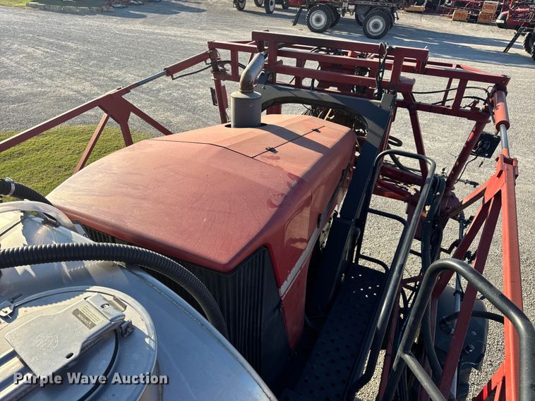 image for item DO2302 2013 Case Patriot 3330 sprayer