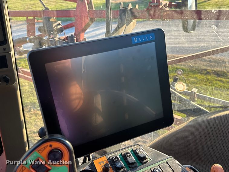 image for item DO2302 2013 Case Patriot 3330 sprayer