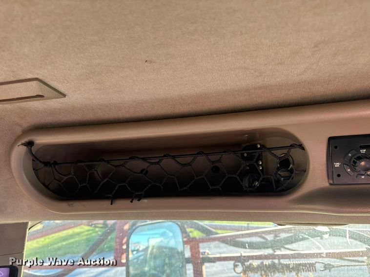 image for item DO2302 2013 Case Patriot 3330 sprayer