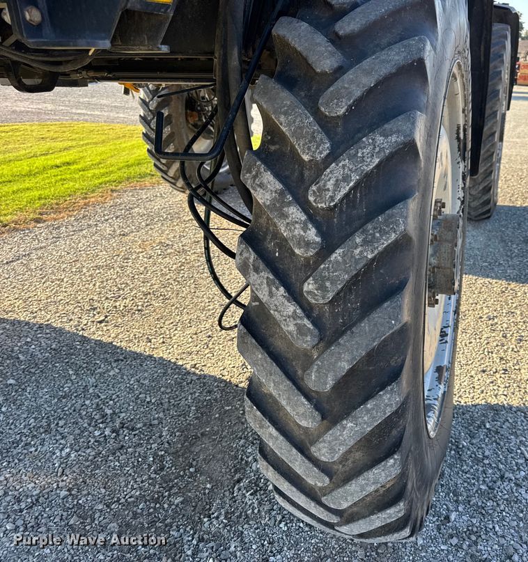 image for item DO2302 2013 Case Patriot 3330 sprayer