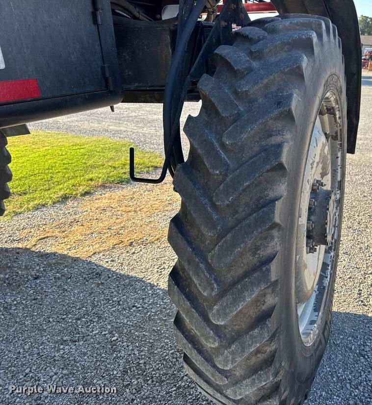 image for item DO2302 2013 Case Patriot 3330 sprayer