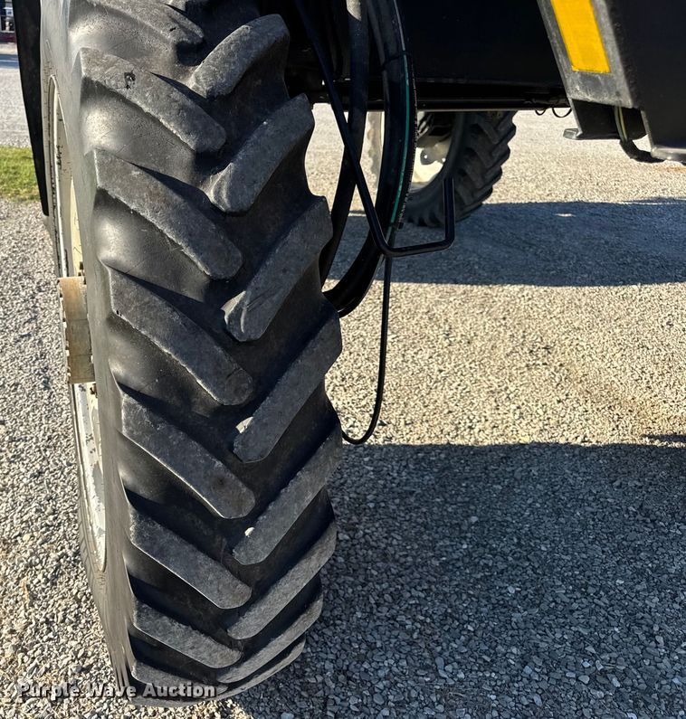 image for item DO2302 2013 Case Patriot 3330 sprayer