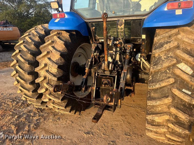 image for item DO2307 2003 New Holland TM130 MFWD tractor