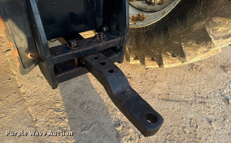 image for item DO2307 2003 New Holland TM130 MFWD tractor