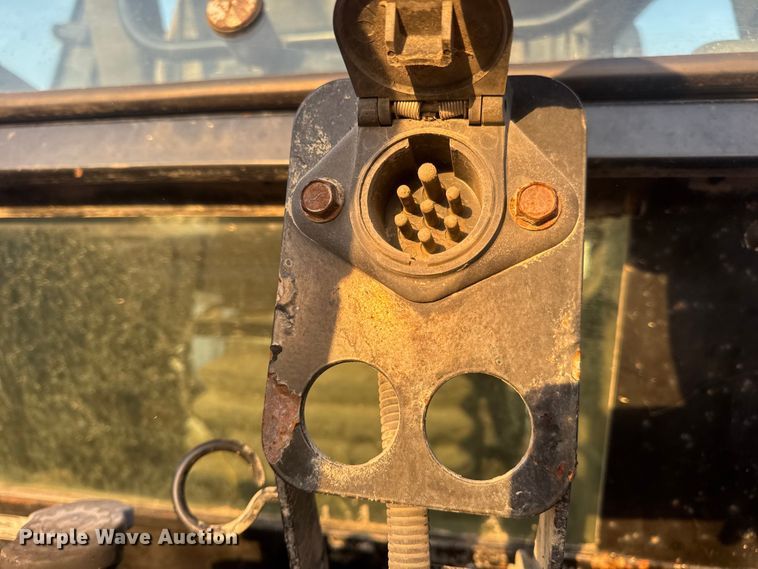 image for item DO2307 2003 New Holland TM130 MFWD tractor