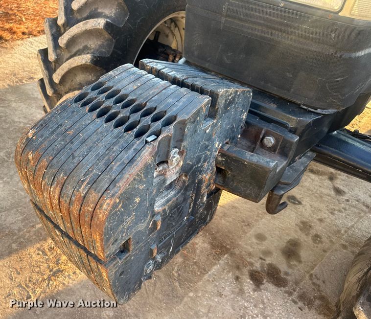 image for item DO2307 2003 New Holland TM130 MFWD tractor