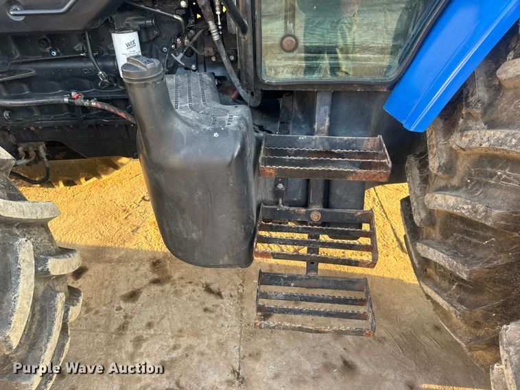 image for item DO2307 2003 New Holland TM130 MFWD tractor