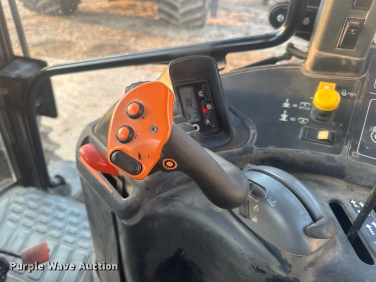 image for item DO2307 2003 New Holland TM130 MFWD tractor