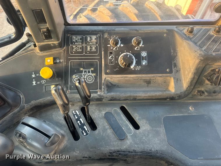 image for item DO2307 2003 New Holland TM130 MFWD tractor