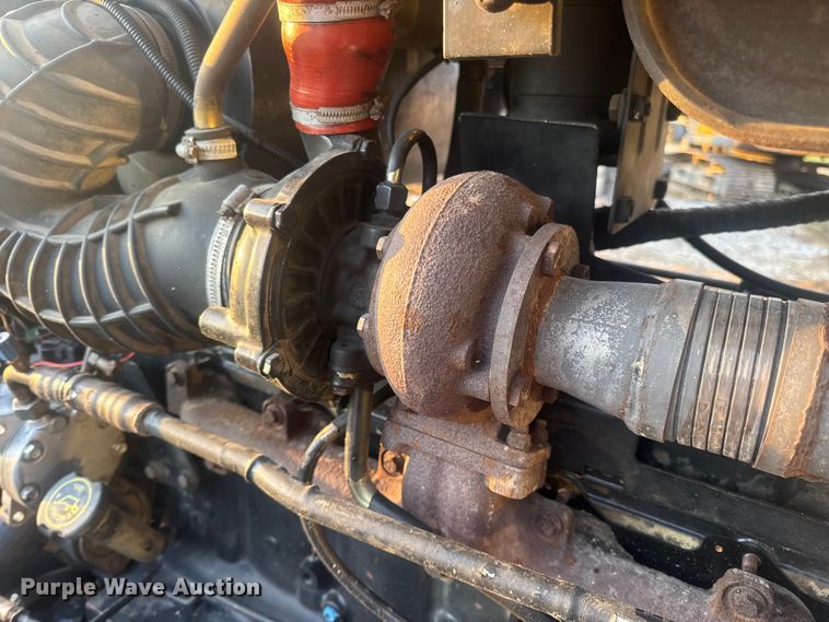 image for item DO2307 2003 New Holland TM130 MFWD tractor