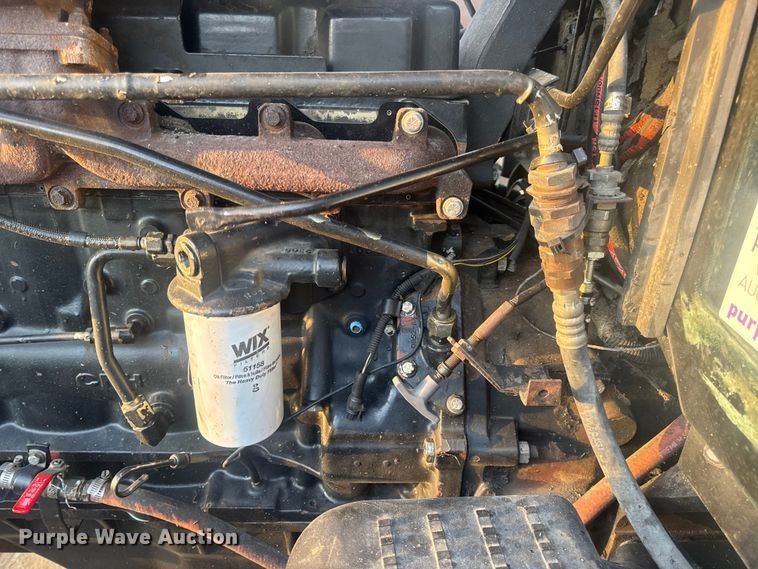 image for item DO2307 2003 New Holland TM130 MFWD tractor