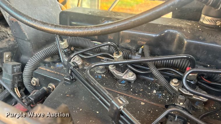 image for item DO2307 2003 New Holland TM130 MFWD tractor