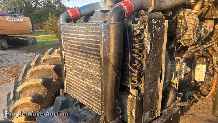 image for item DO2307 2003 New Holland TM130 MFWD tractor