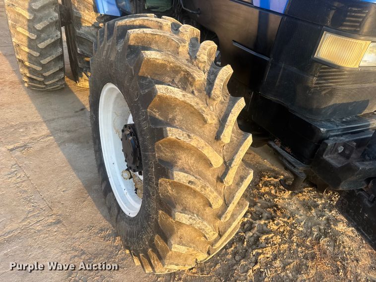 image for item DO2307 2003 New Holland TM130 MFWD tractor