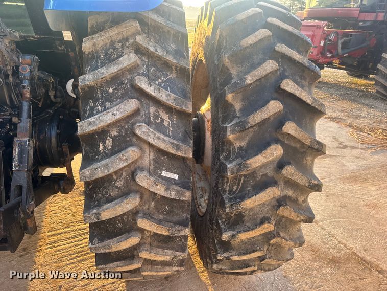 image for item DO2307 2003 New Holland TM130 MFWD tractor