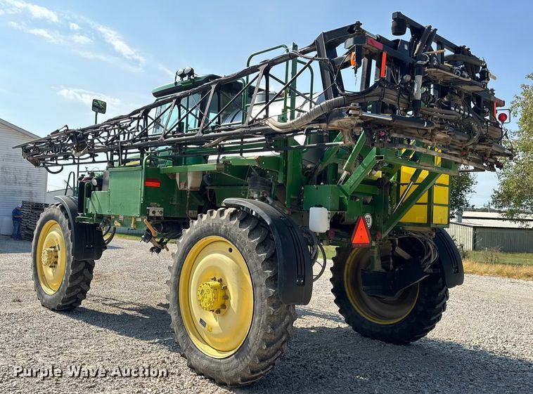 image for item DO2366 2012 John Deere 4730 sprayer