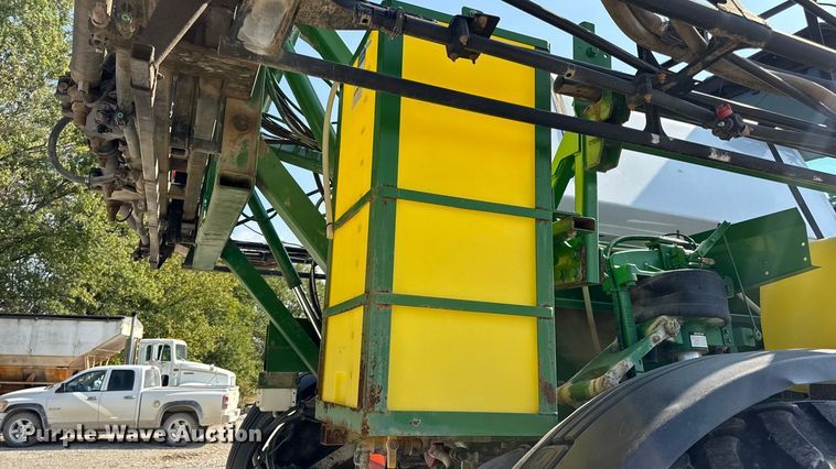 image for item DO2366 2012 John Deere 4730 sprayer