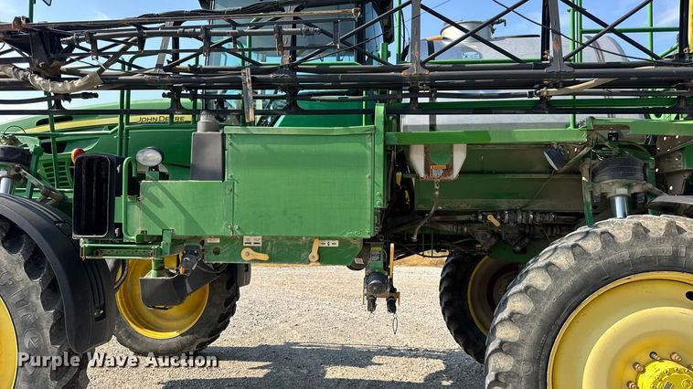 image for item DO2366 2012 John Deere 4730 sprayer
