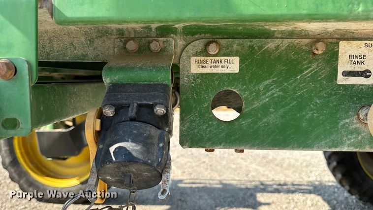 image for item DO2366 2012 John Deere 4730 sprayer