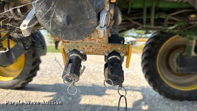 image for item DO2366 2012 John Deere 4730 sprayer
