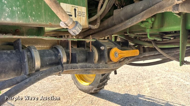 image for item DO2366 2012 John Deere 4730 sprayer