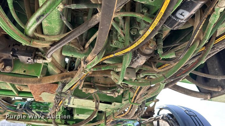 image for item DO2366 2012 John Deere 4730 sprayer