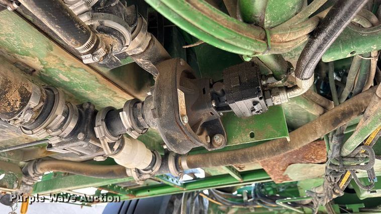image for item DO2366 2012 John Deere 4730 sprayer