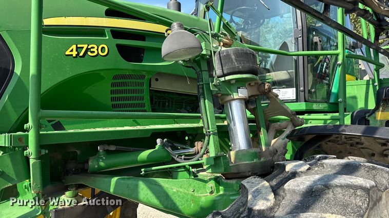 image for item DO2366 2012 John Deere 4730 sprayer
