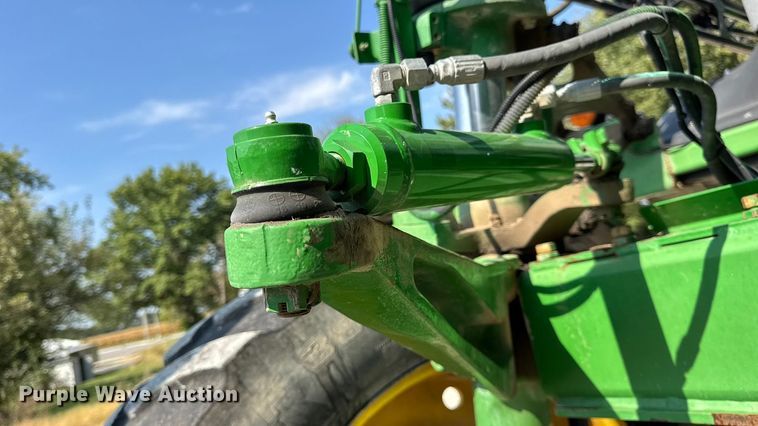 image for item DO2366 2012 John Deere 4730 sprayer
