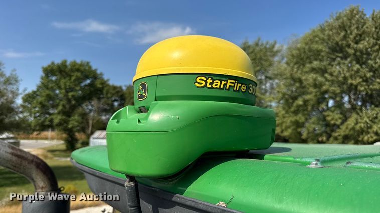 image for item DO2366 2012 John Deere 4730 sprayer