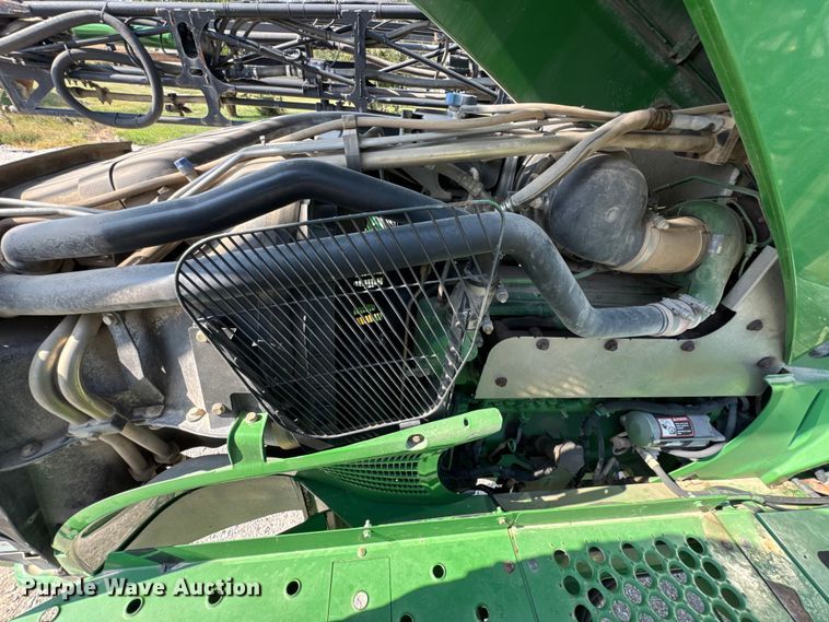 image for item DO2366 2012 John Deere 4730 sprayer