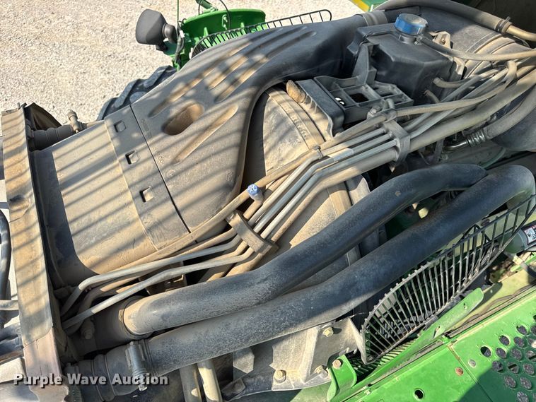 image for item DO2366 2012 John Deere 4730 sprayer