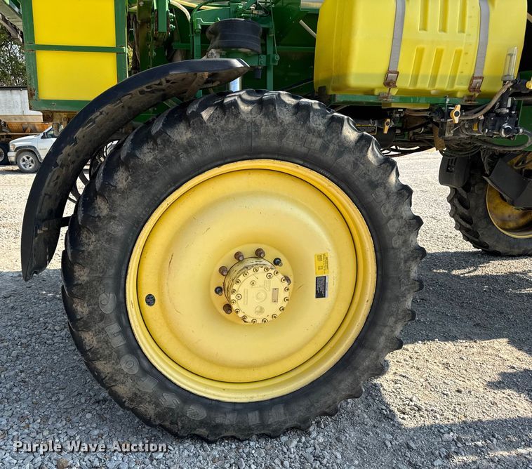 image for item DO2366 2012 John Deere 4730 sprayer