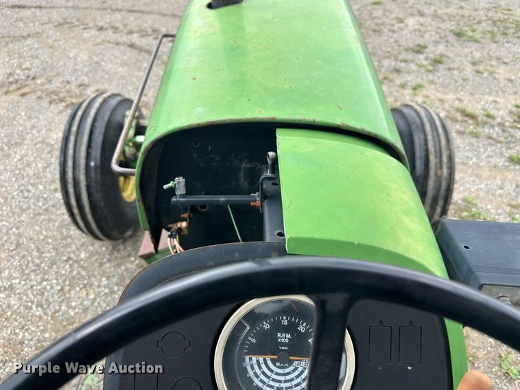 image for item DT6401 1983 John Deere 2950 tractor