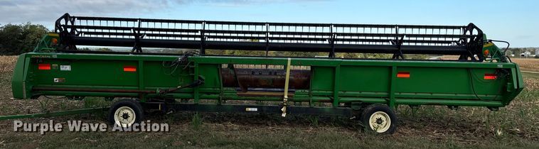 image for item DU1401 2004 John Deere 630F flex head