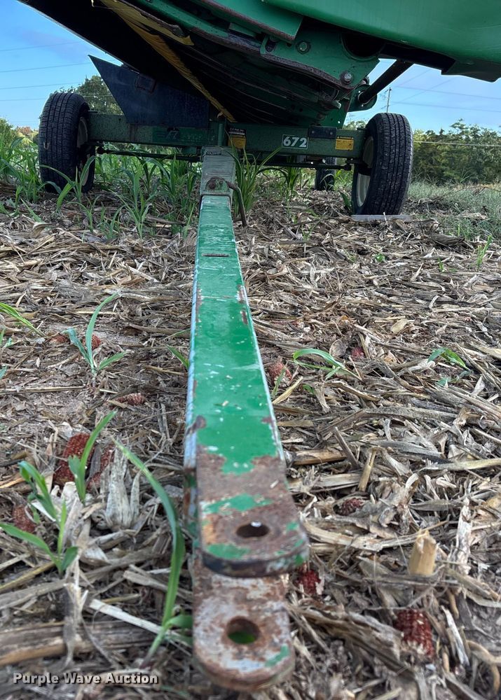 image for item DU1401 2004 John Deere 630F flex head