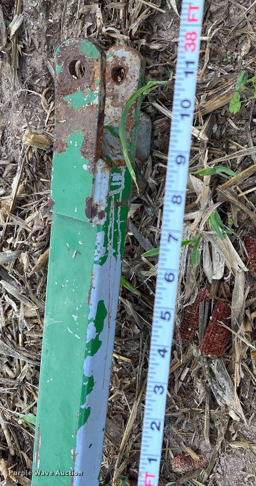 image for item DU1401 2004 John Deere 630F flex head