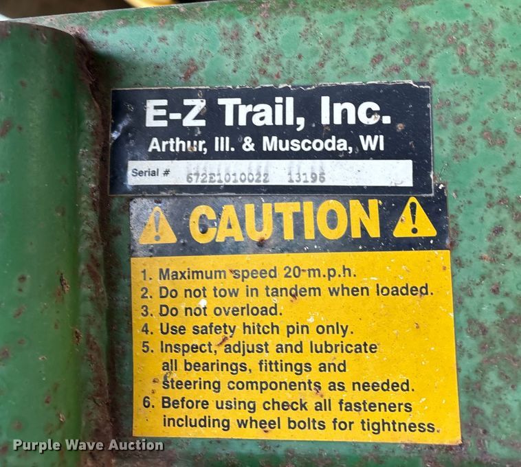 image for item DU1401 2004 John Deere 630F flex head