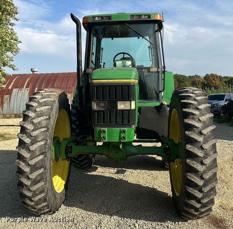 image for item DV0643 1996 John Deere 7400 MFWD tractor