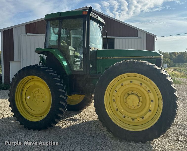 image for item DV0643 1996 John Deere 7400 MFWD tractor