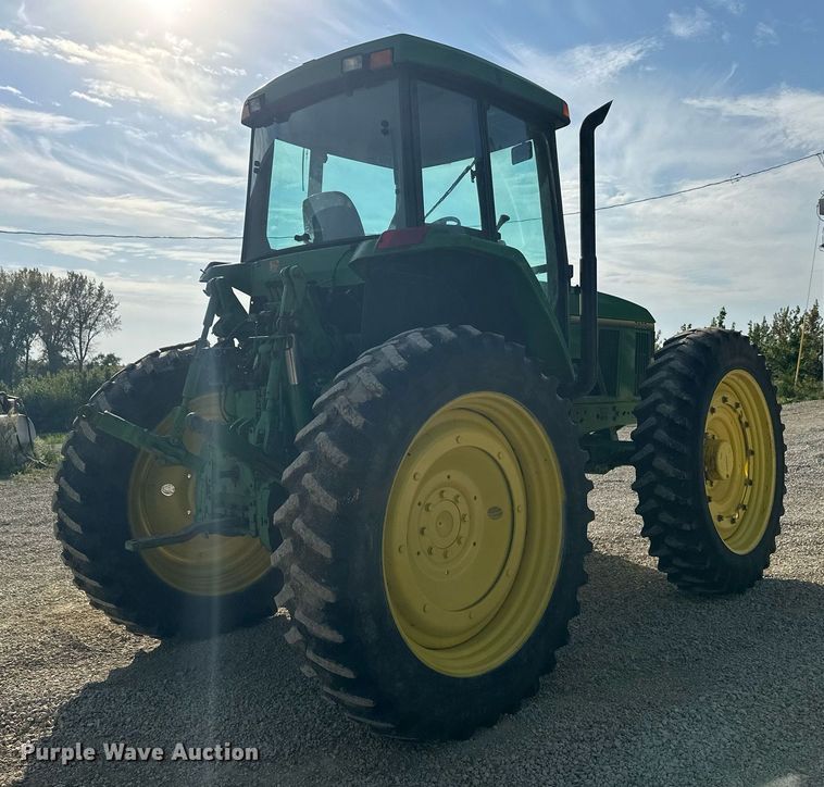 image for item DV0643 1996 John Deere 7400 MFWD tractor