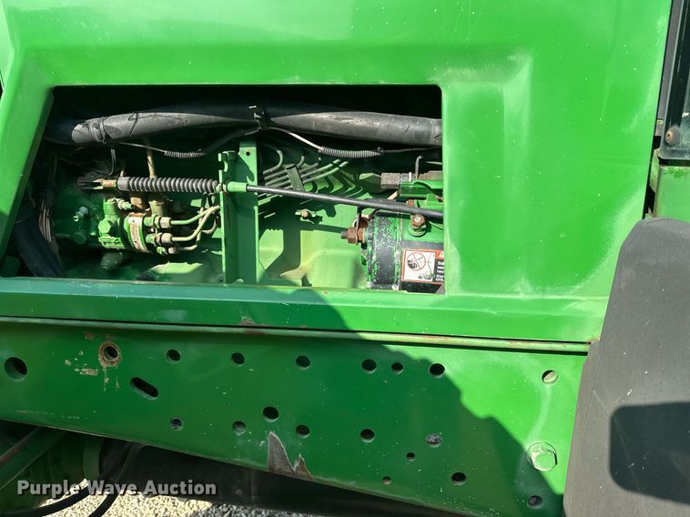 image for item DV0643 1996 John Deere 7400 MFWD tractor