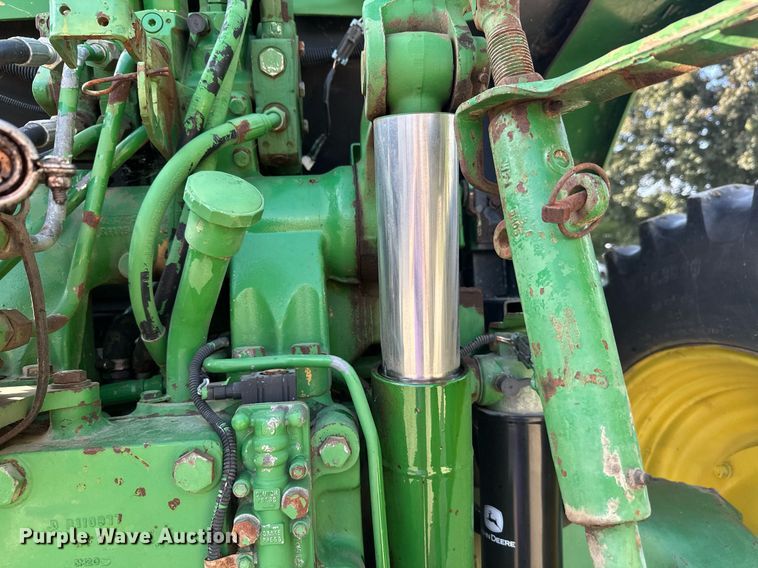 image for item DV0643 1996 John Deere 7400 MFWD tractor